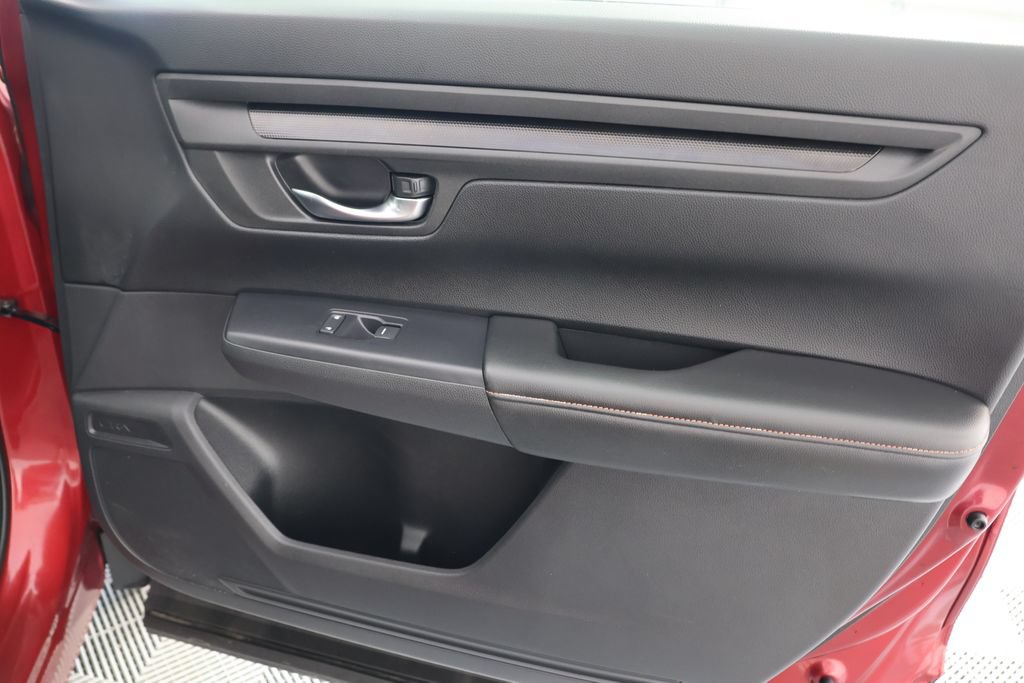 Used 2025 Honda CR-V Sport-L image 29