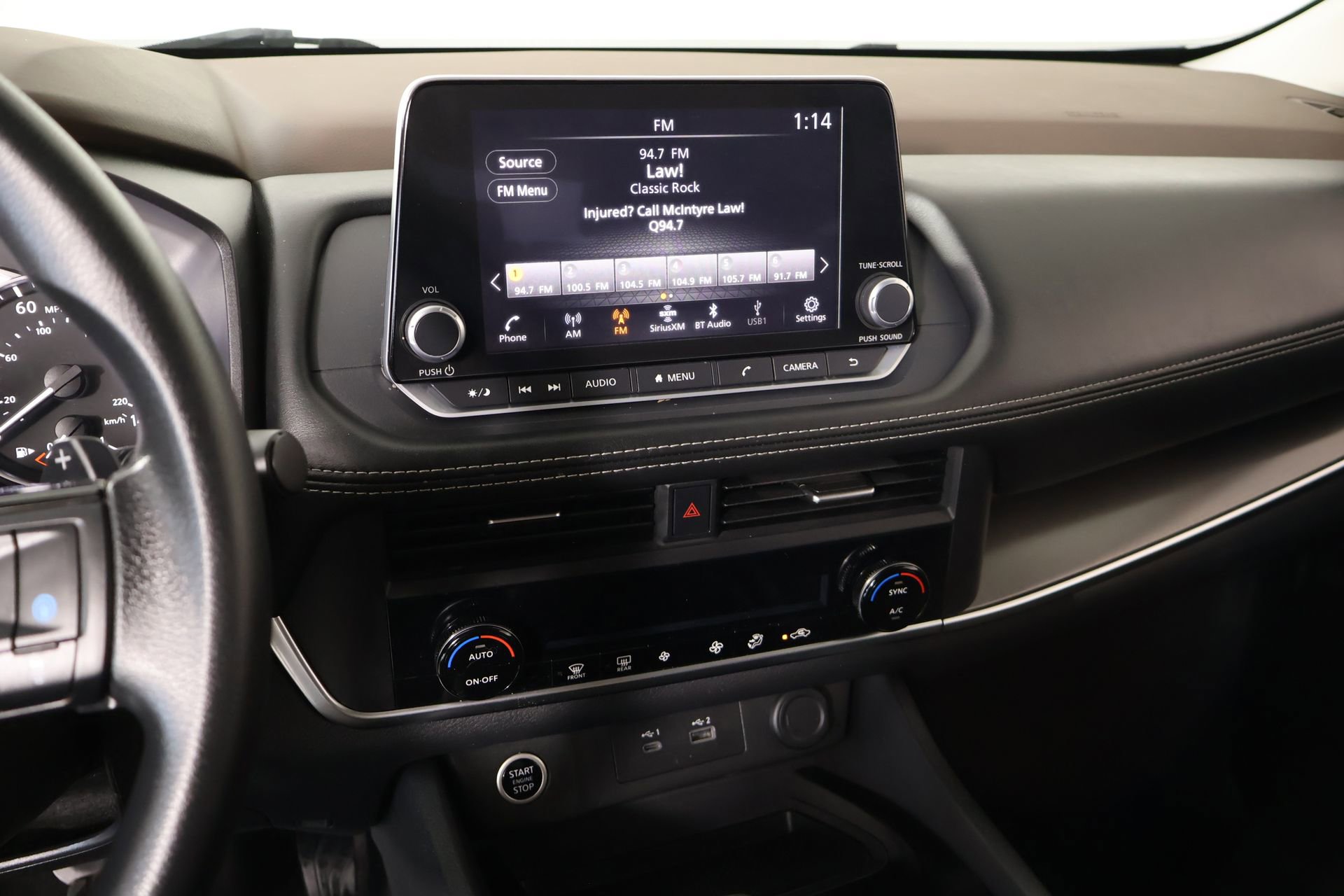 Used 2023 Nissan Rogue SV FWD image 7