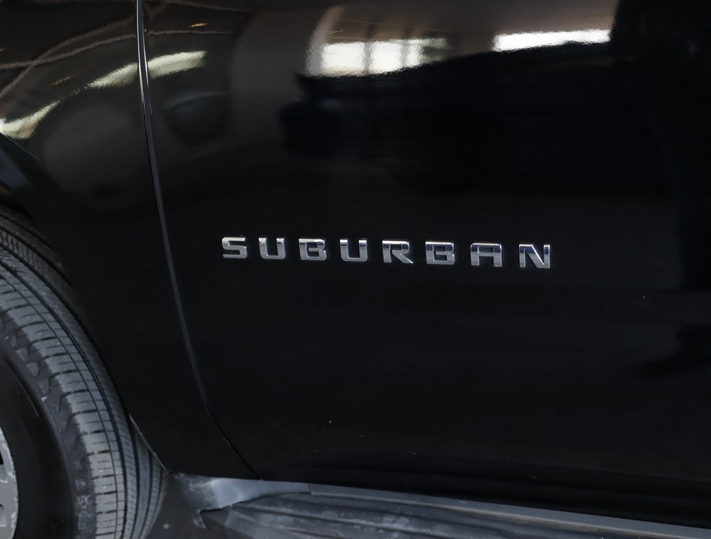 Used 2015 Chevrolet Suburban LT image 38