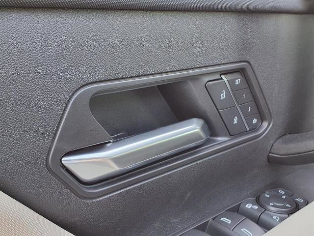 New 2026 GMC Hummer EV 4x4 Crew Cab image 14