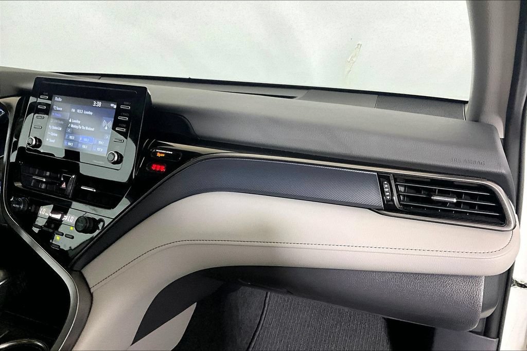 Used 2024 Toyota Camry SE FWD image 12