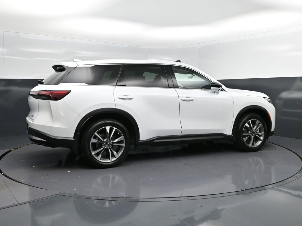 Used 2026 INFINITI QX60 Pure w/ Cargo Package image 8
