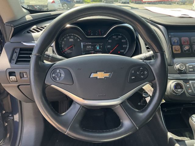 Used 2017 Chevrolet Impala LT w/ Convenience Package FWD image 17