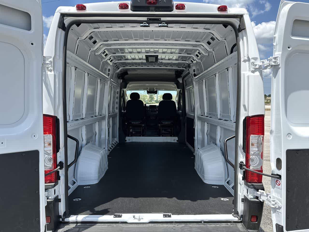 New 2026 RAM ProMaster 3500 w/ Quick Order Package 22G SLT FWD image 24
