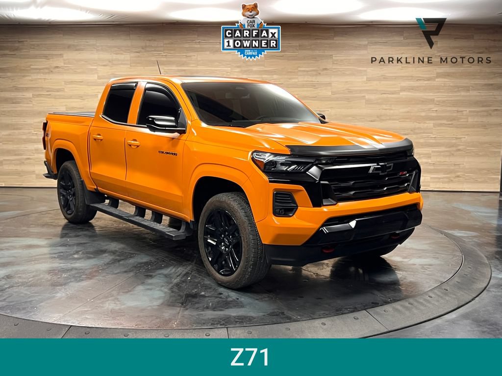 Used 2025 Chevrolet Colorado Z71 w/ Technology Package AWD/4WD image 1