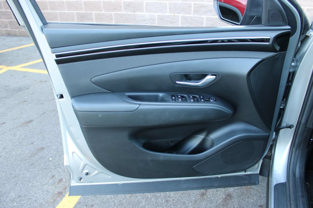 Used 2024 Hyundai Tucson SEL w/ Convenience Package AWD/4WD image 9