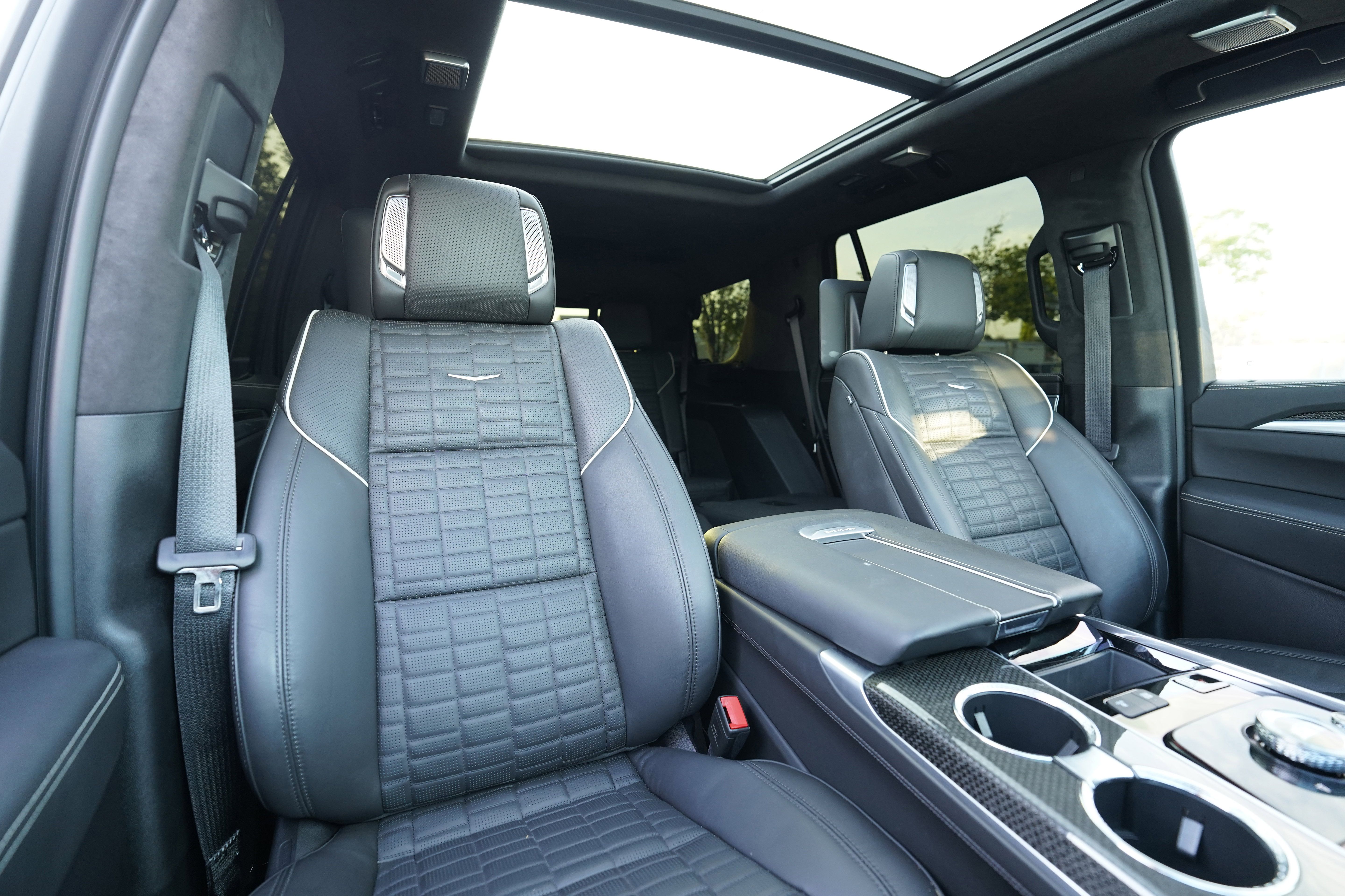 Used 2025 Cadillac Escalade V w/ LPO, Floor Liner Package image 18