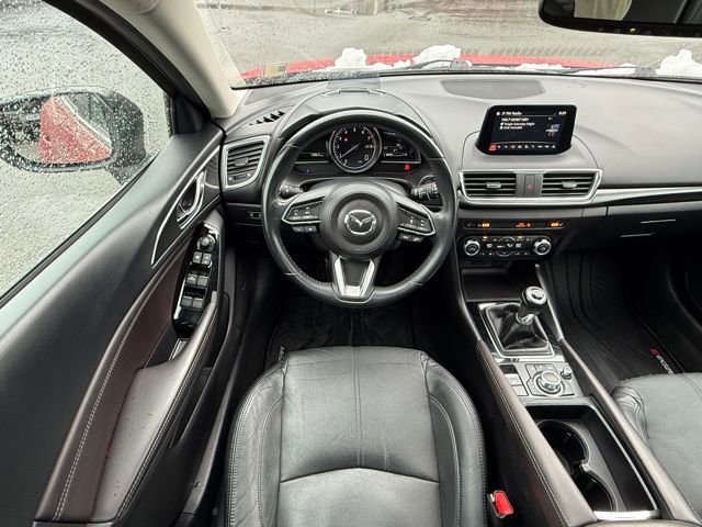 Used 2018 MAZDA MAZDA3 Grand Touring w/ Premium Equipment Package image 25