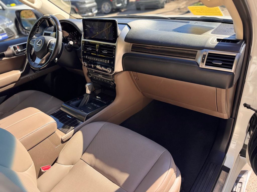 Used 2023 Lexus GX 460 Premium w/ Premium Package AWD/4WD image 28