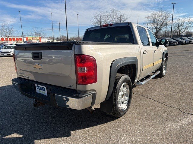 Used 2009 Chevrolet Silverado 1500 LTZ w/ Safety Package AWD/4WD image 5