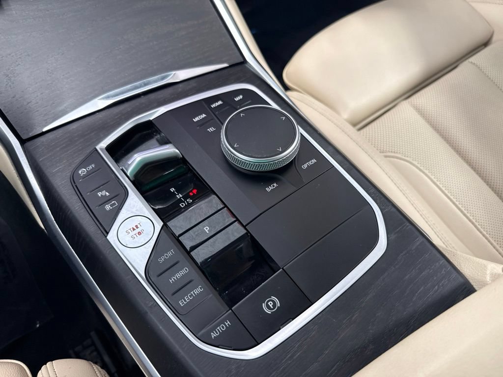 Used 2023 BMW 330e w/ M Sport Package RWD image 18