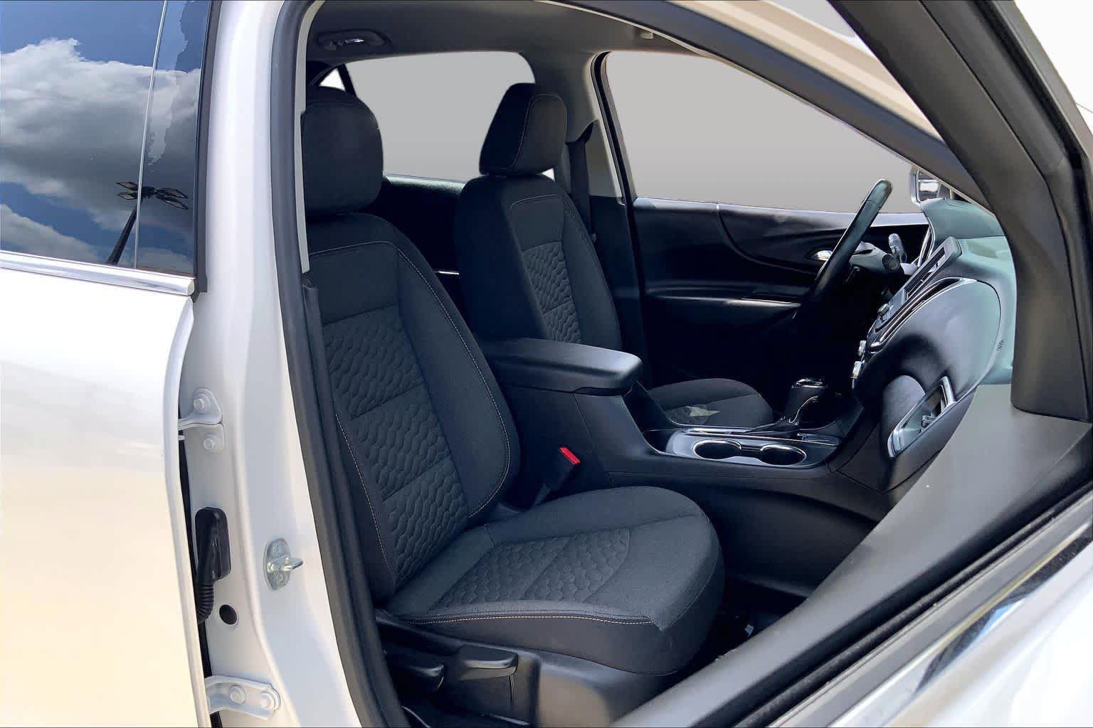 Used 2020 Chevrolet Equinox LT FWD image 9