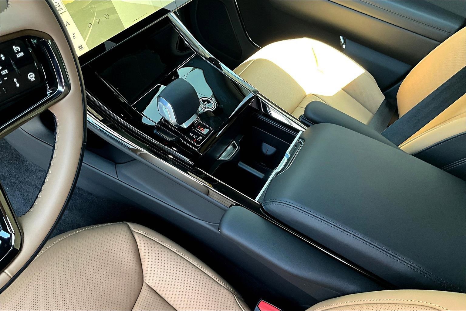 New 2026 Land Rover Range Rover Sport Dynamic SE image 8