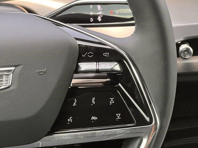 New 2027 Cadillac Vistiq Luxury AWD/4WD image 13