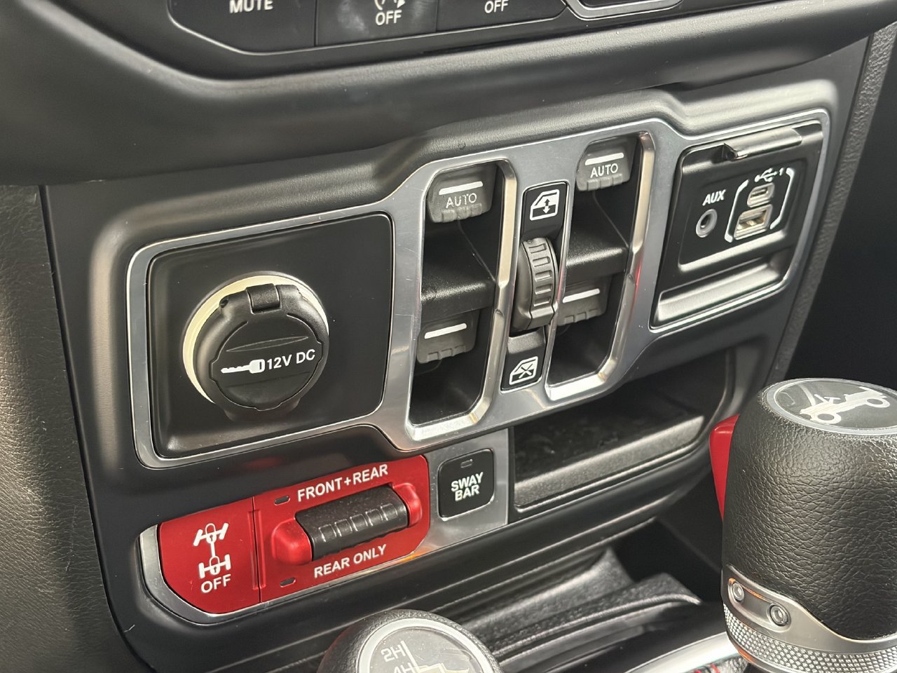 Used 2019 Jeep Wrangler Unlimited Rubicon w/ Safety Group AWD/4WD image 29