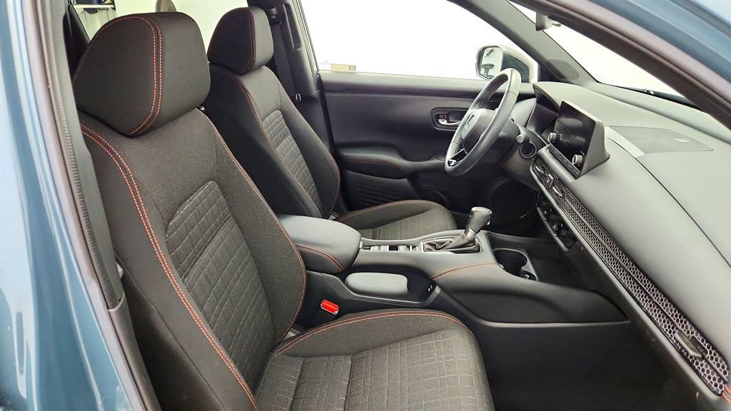 Used 2024 Honda HR-V Sport image 22
