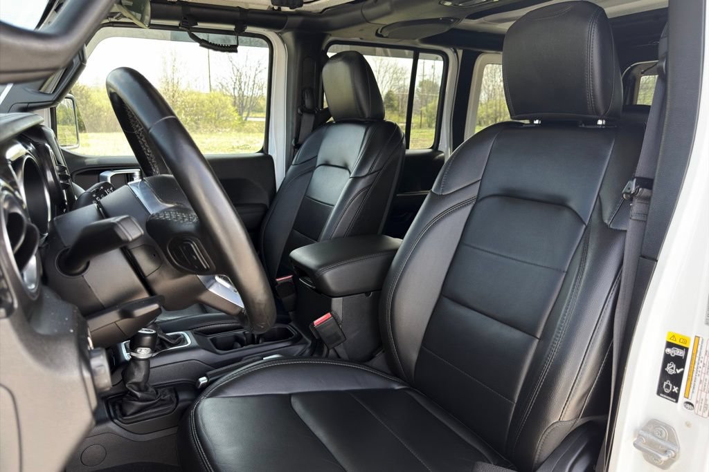 Used 2021 Jeep Wrangler Unlimited Sahara AWD/4WD image 13