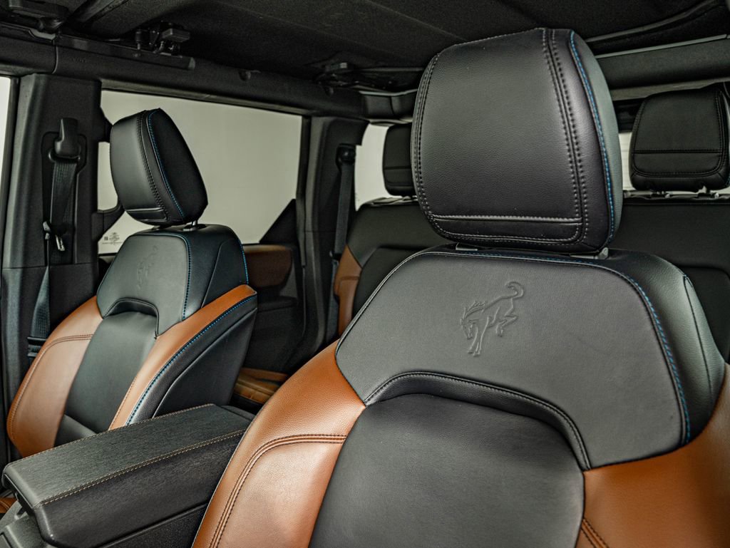 Used 2024 Ford Bronco Outer Banks image 34