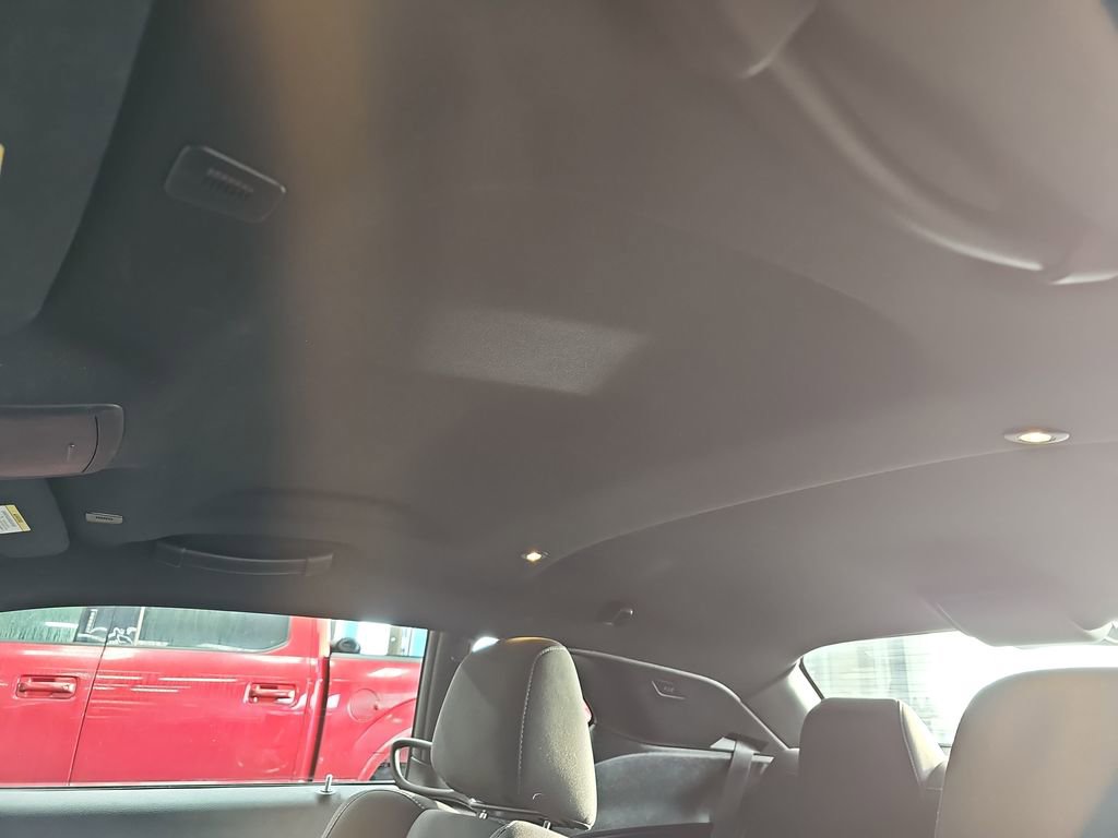 Used 2022 Dodge Challenger R/T image 30