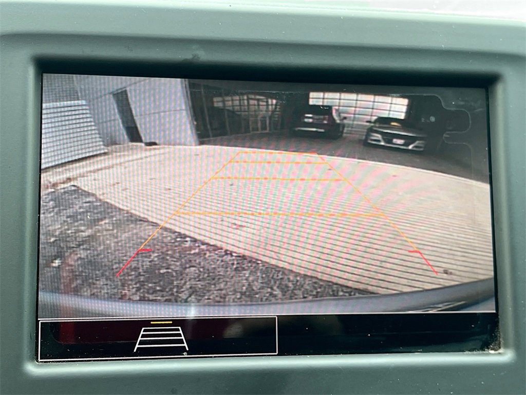 Used 2022 Chevrolet Equinox LS image 13