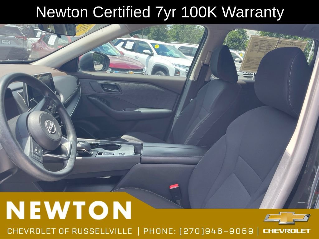 Used 2023 Nissan Rogue S FWD image 4