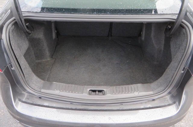 Used 2019 Ford Fiesta SE image 32