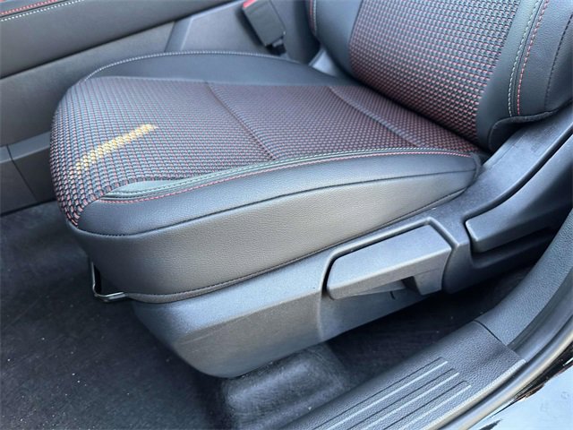 New 2026 Nissan Kicks SR image 15