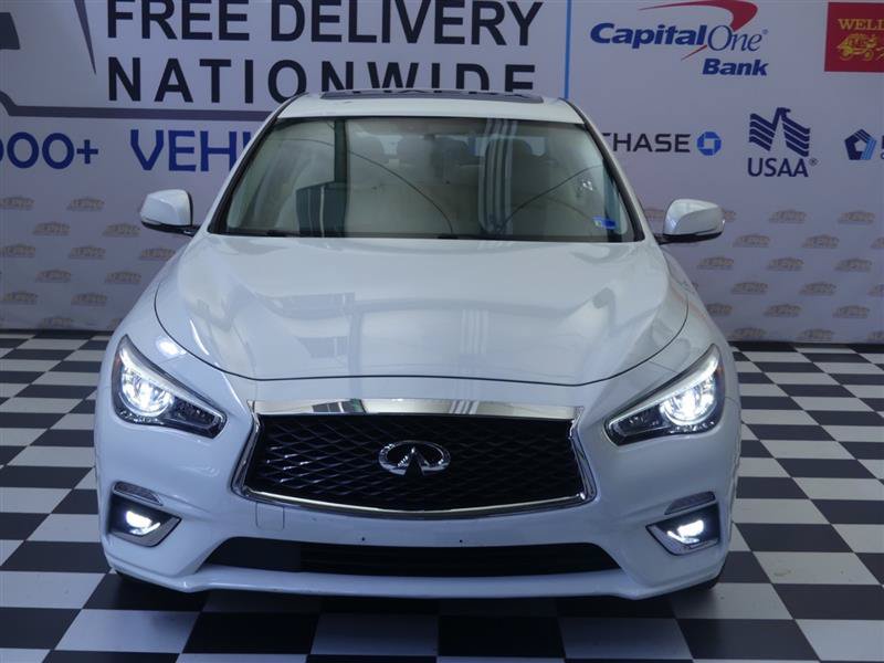 Used 2019 INFINITI Q50 Luxe w/ Essential Package (3.0T Luxe) AWD/4WD image 2