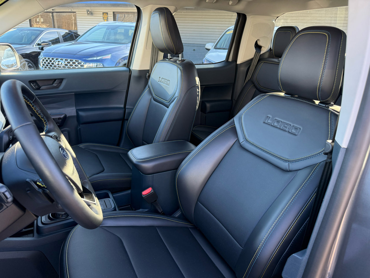 Used 2025 Ford Maverick Lobo image 10