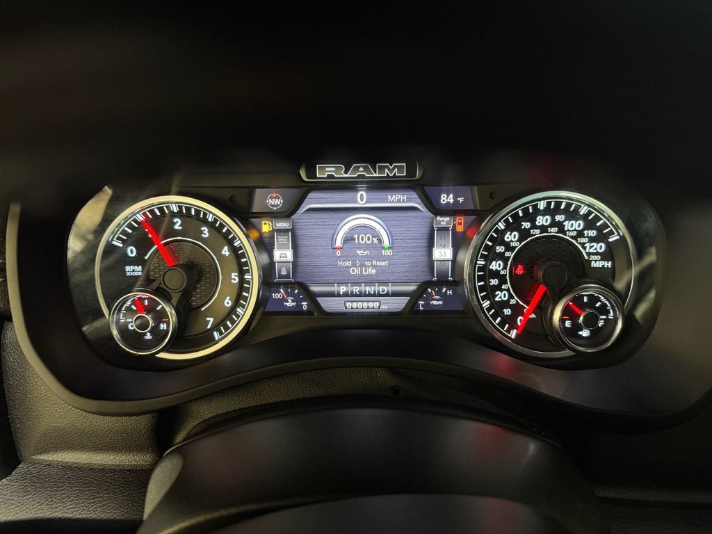 Used 2022 RAM 2500 Laramie AWD/4WD image 16