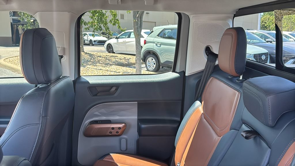Used 2023 Ford Maverick Lariat w/ Lariat Luxury Package AWD/4WD image 26