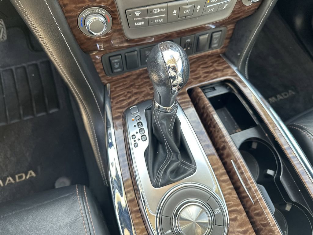 Used 2020 Nissan Armada SL w/ Premium Package image 32