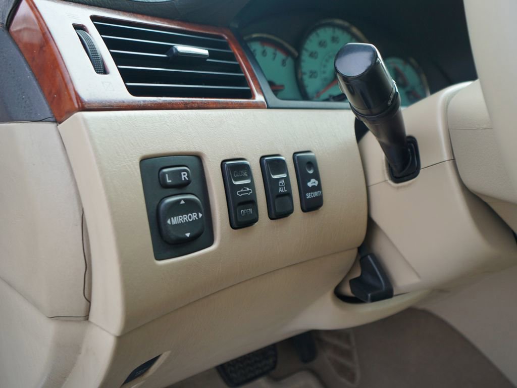 Used 2006 Toyota Solara SLE image 16