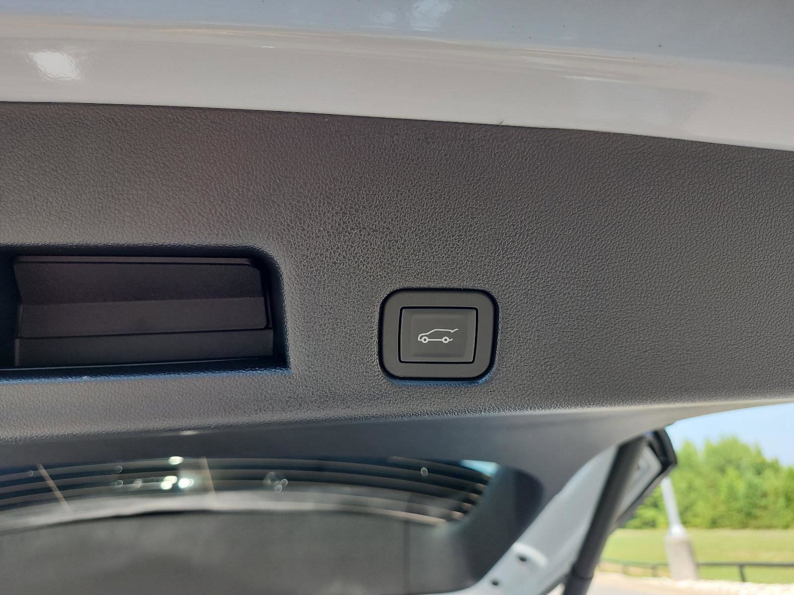 New 2026 Buick Enclave Sport Touring w/ Power Package image 9