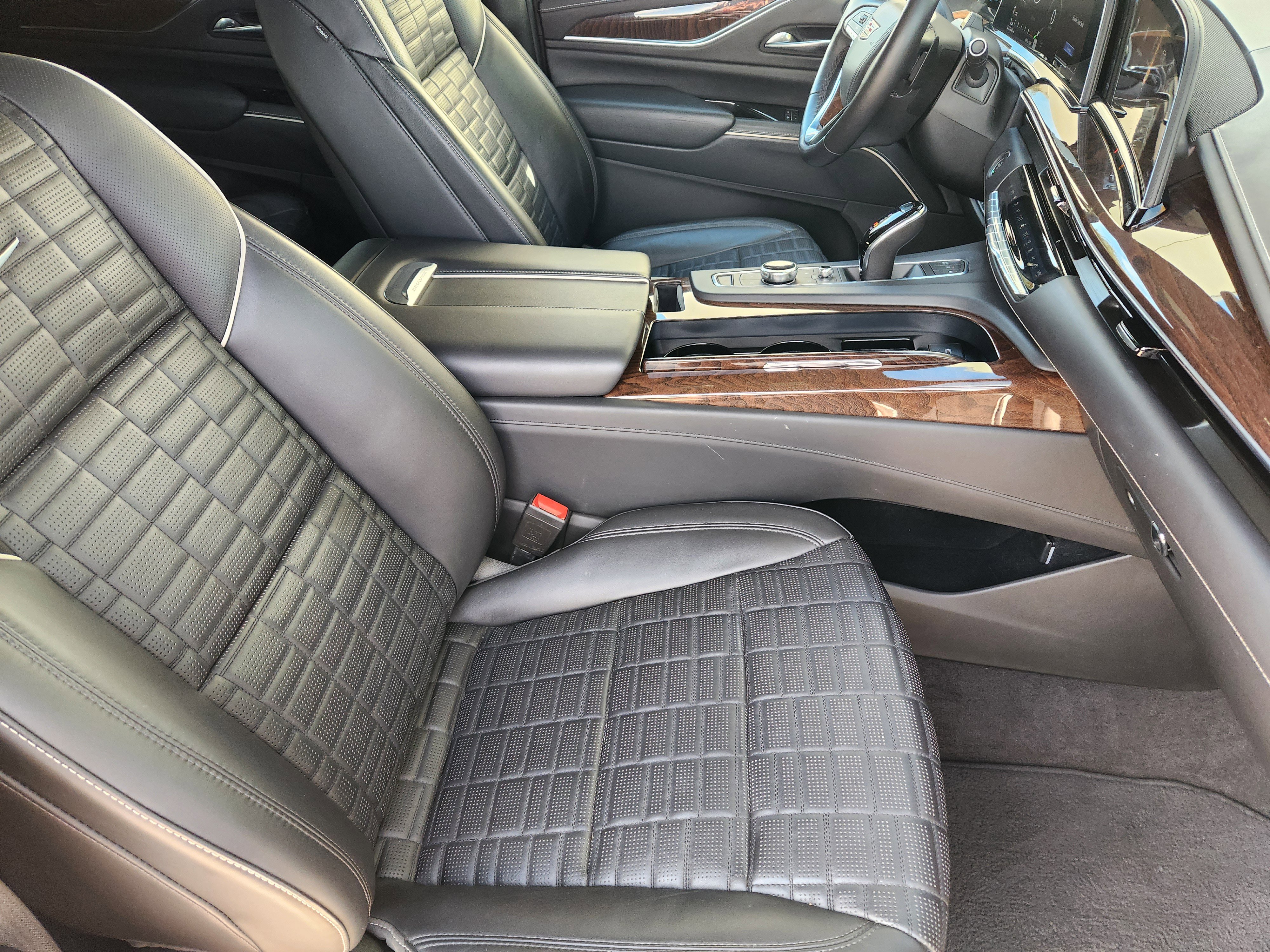 Used 2022 Cadillac Escalade Sport Platinum image 15