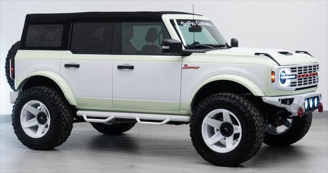 Used 2025 Ford Bronco Badlands AWD/4WD image 4
