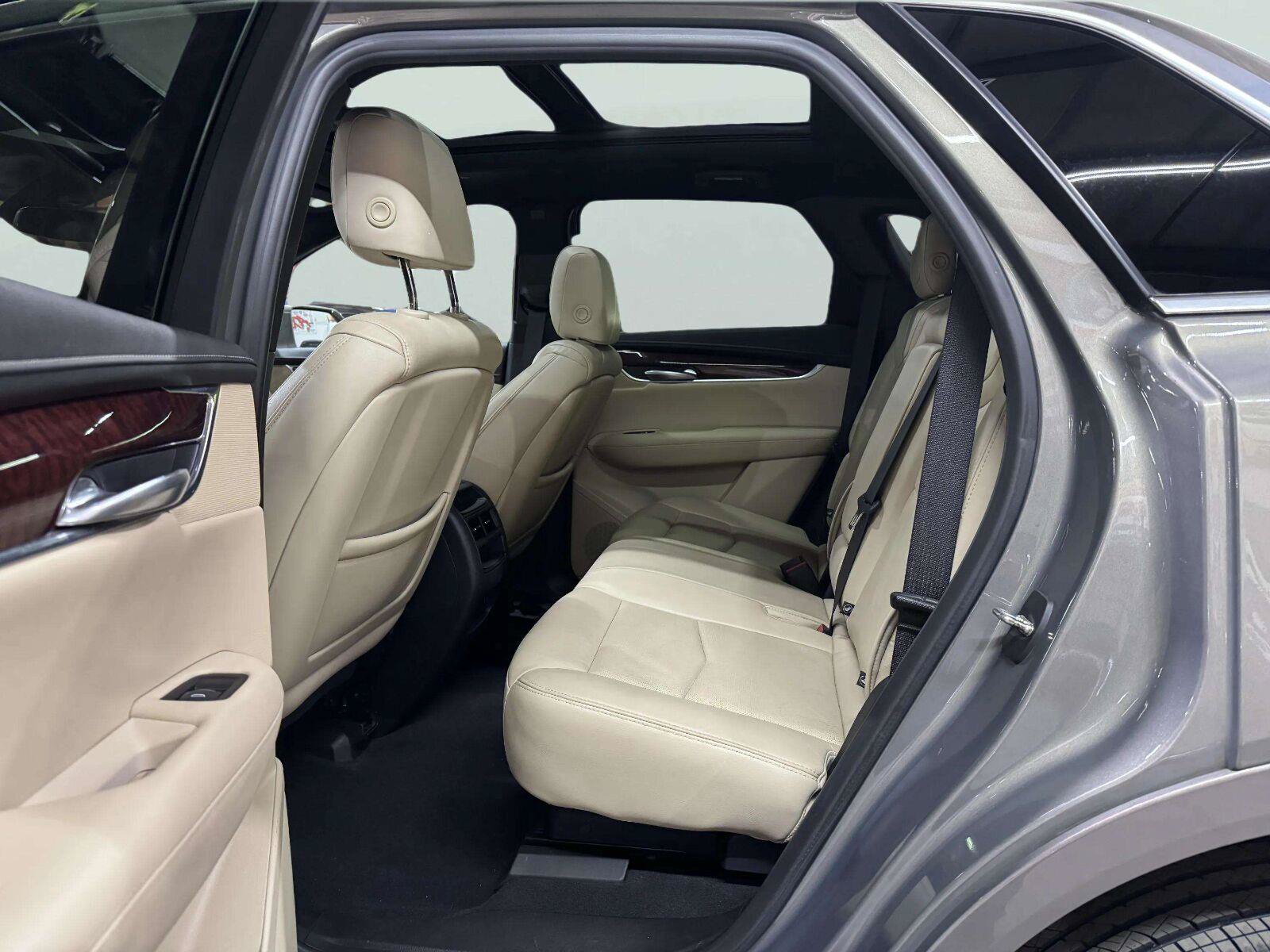 Used 2019 Cadillac XT5 Luxury AWD/4WD image 25