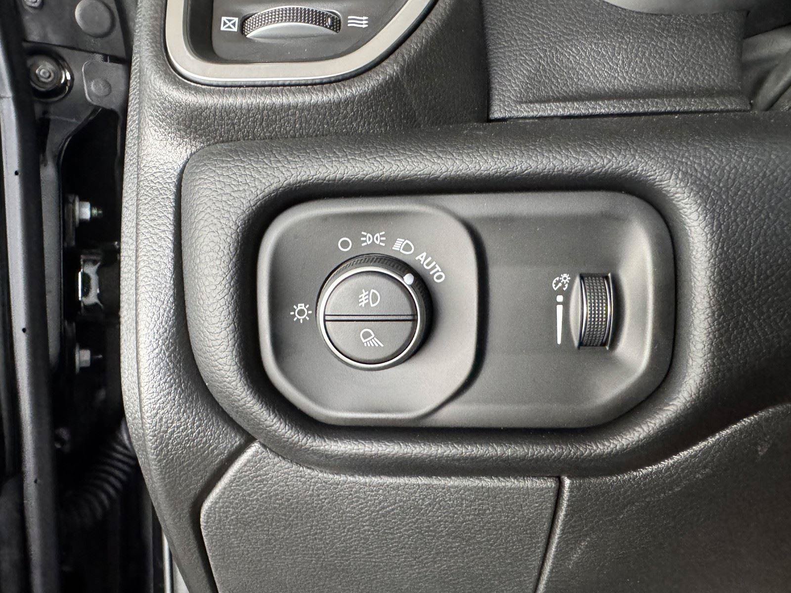 New 2026 RAM 3500 Lone Star AWD/4WD image 23