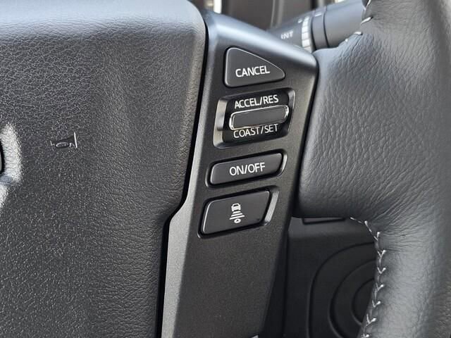 New 2025 Nissan Frontier SV w/ SV Convenience Package image 12