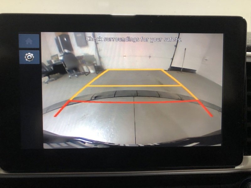 Used 2023 Hyundai Venue SEL image 30