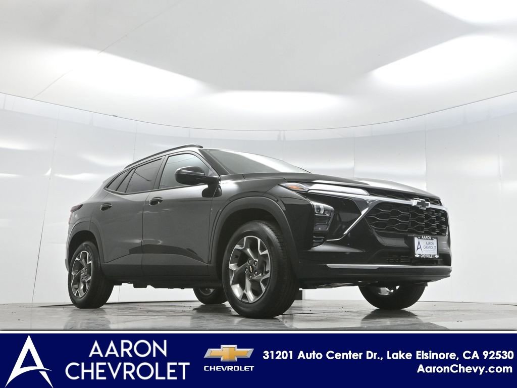 New 2026 Chevrolet Trax LT w/ Sunroof Package FWD image 62