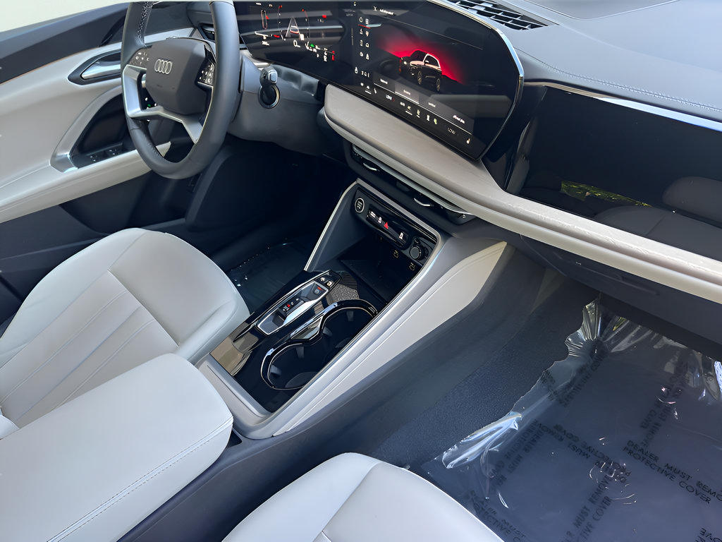 Certified 2025 Audi Q5 Premium AWD/4WD image 25