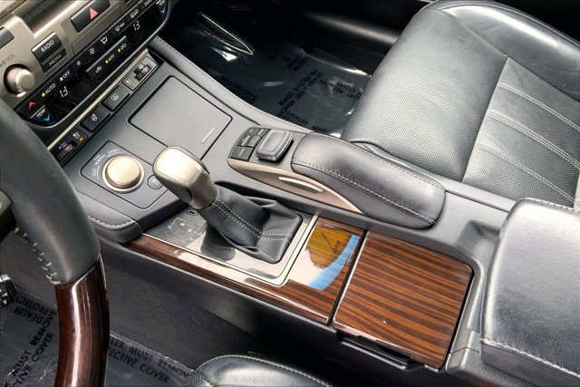 Used 2017 Lexus ES 350 w/ Luxury Package FWD image 17