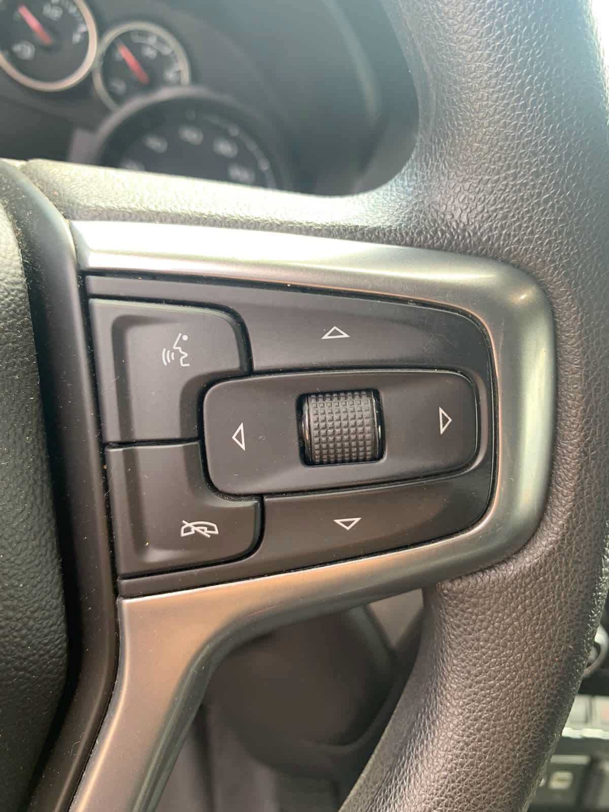 Used 2022 Chevrolet Silverado 2500 LT AWD/4WD image 30