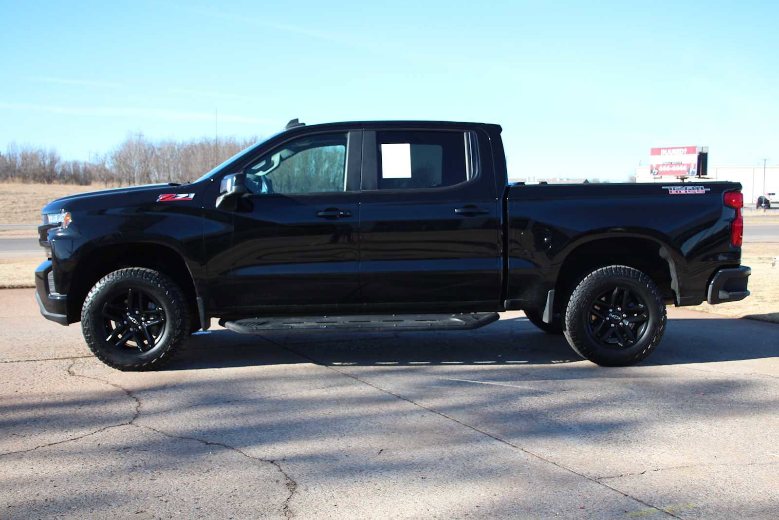 Used 2021 Chevrolet Silverado 1500 LT Trail Boss w/ Convenience Package II image 5