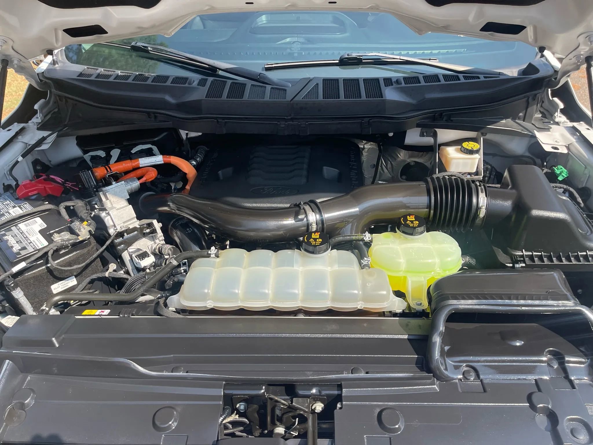 Used 2021 Ford F150 Lariat w/ Equipment Group 502A High image 19