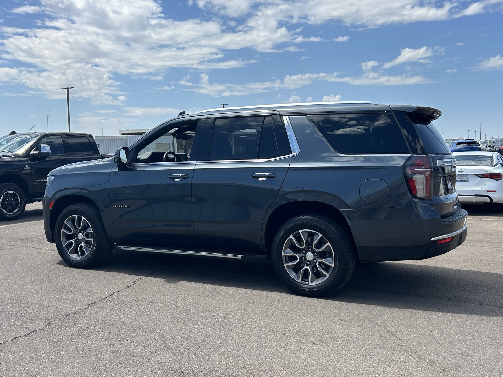 Certified 2021 Chevrolet Tahoe LT w/ Luxury Package RWD image 3