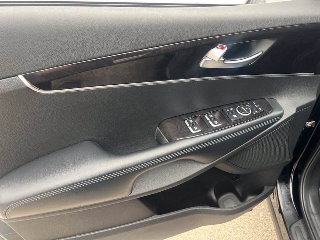 Used 2017 Kia Sorento EX w/ EX V6 Premium Package AWD/4WD image 6