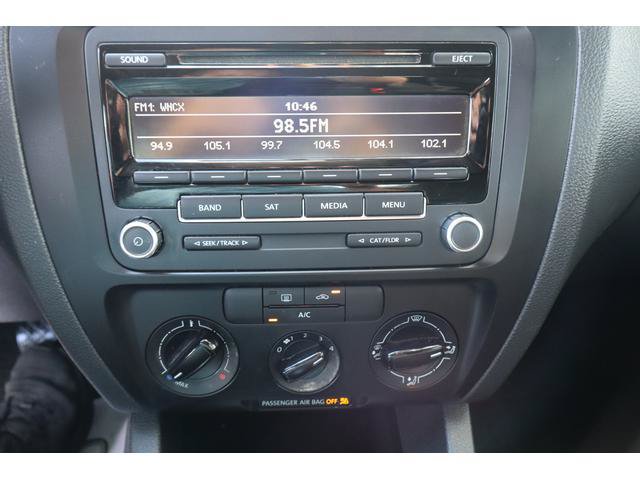 Used 2014 Volkswagen Jetta SE FWD image 12