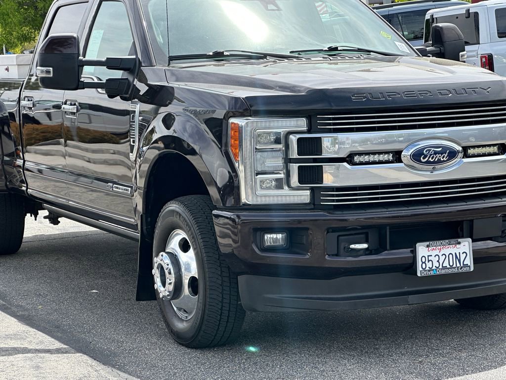 Used 2019 Ford F350 Limited AWD/4WD image 11